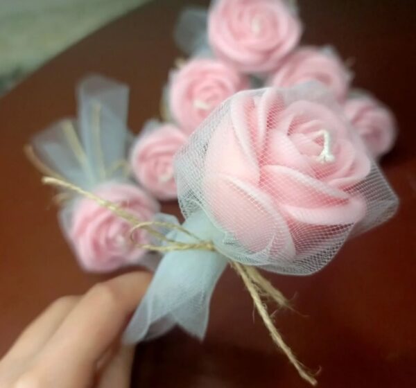 blush bloom – handcrafted scented soy rose candle
