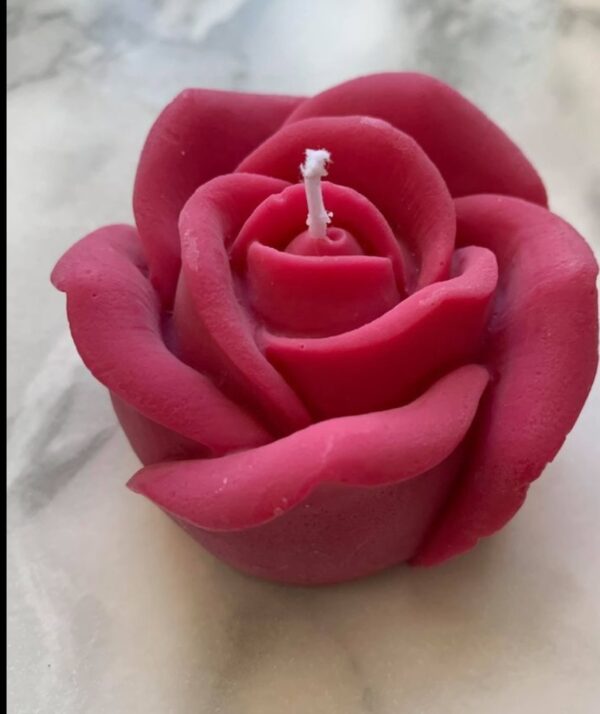crimson rose – handcrafted scented soy candle